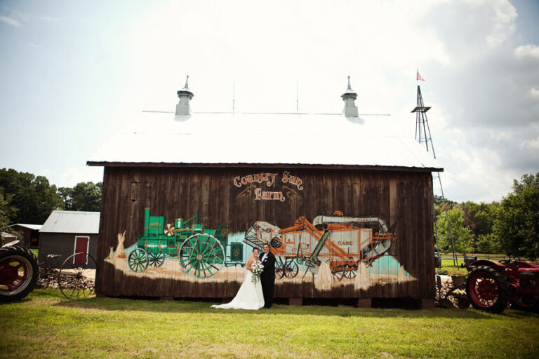 Jenny + Troy | Tobacco Barn Wedding